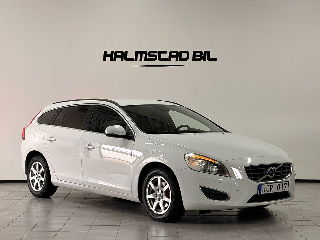 Volvo V60 D3 Geartronic | Nyservad | P-Senso | Bluetooth | Värme 