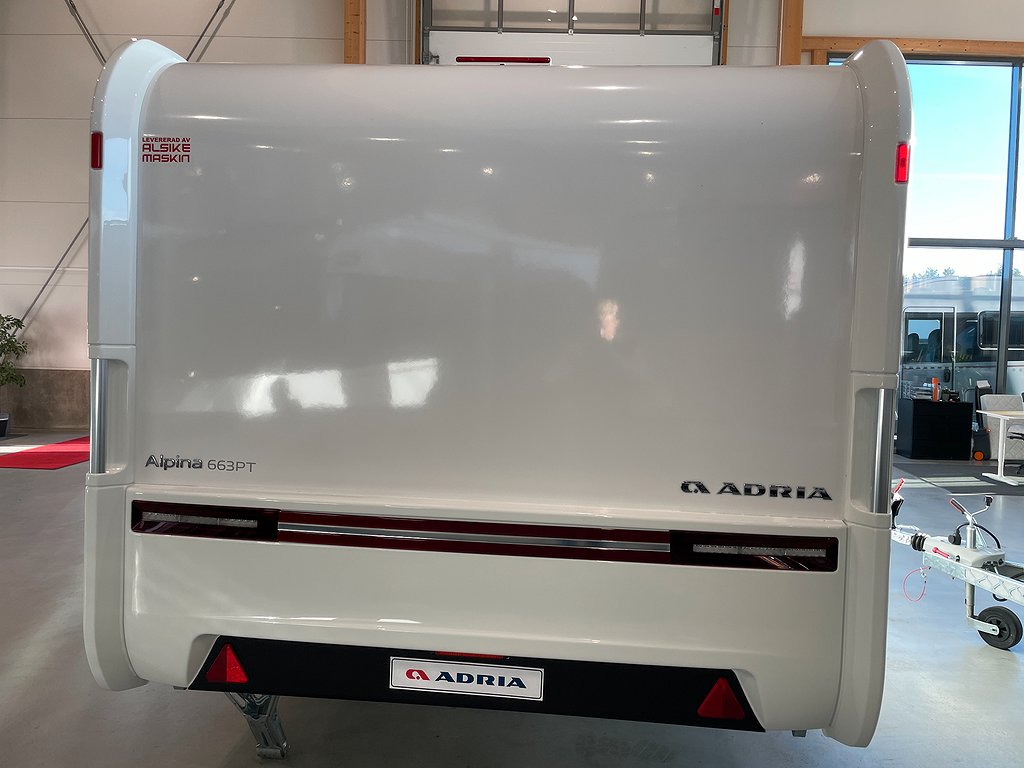 Adria Alpina 663 PT / Barnkammare / ALDE / Ugn / Queens-bed - Adria