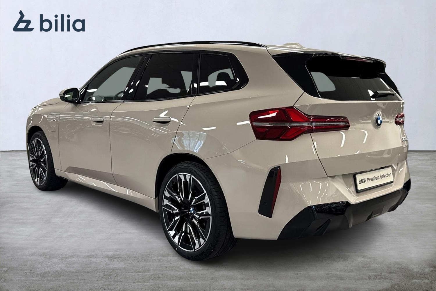 BMW X3 30e xDrive M-sport Pro 2025, photo 2/47