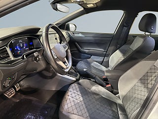 Volkswagen Taigo 1.0 TSI R-Line Cockpit ACC Mvärm Carplay S/V-hjul – bild 7