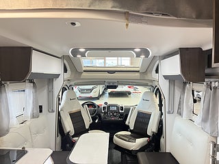 Husbil-halvintegrerad Benimar PERSEO 557 13 av 26