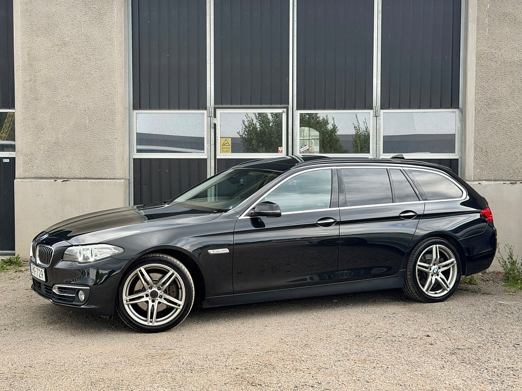 BMW 525D xDrive Touring  Luxury Line Pano Navi H/K Drag Se Spec 