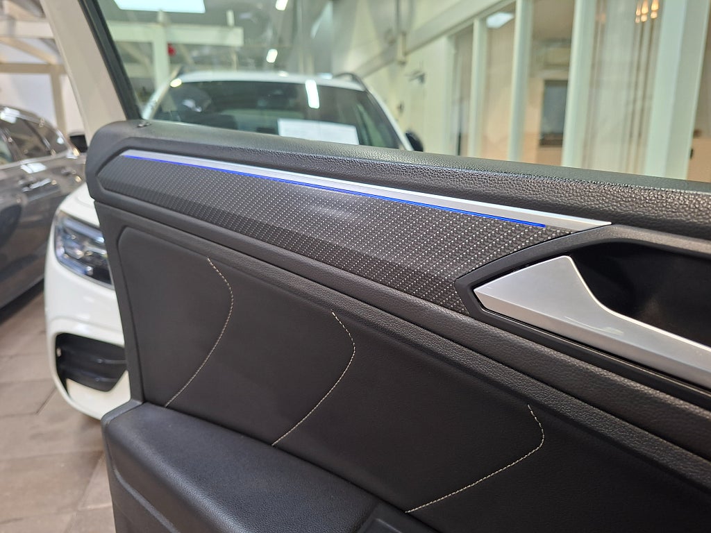 Volkswagen Tiguan 2021 - miniatyr 16