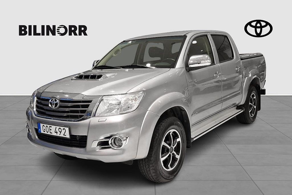 Toyota Hilux D-CAB 3.0 AUT D-4D 4WD SR+ |VHJUL|MVKUPÉ|DRAG|
