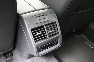 Kombi Volkswagen Passat 25 av 27