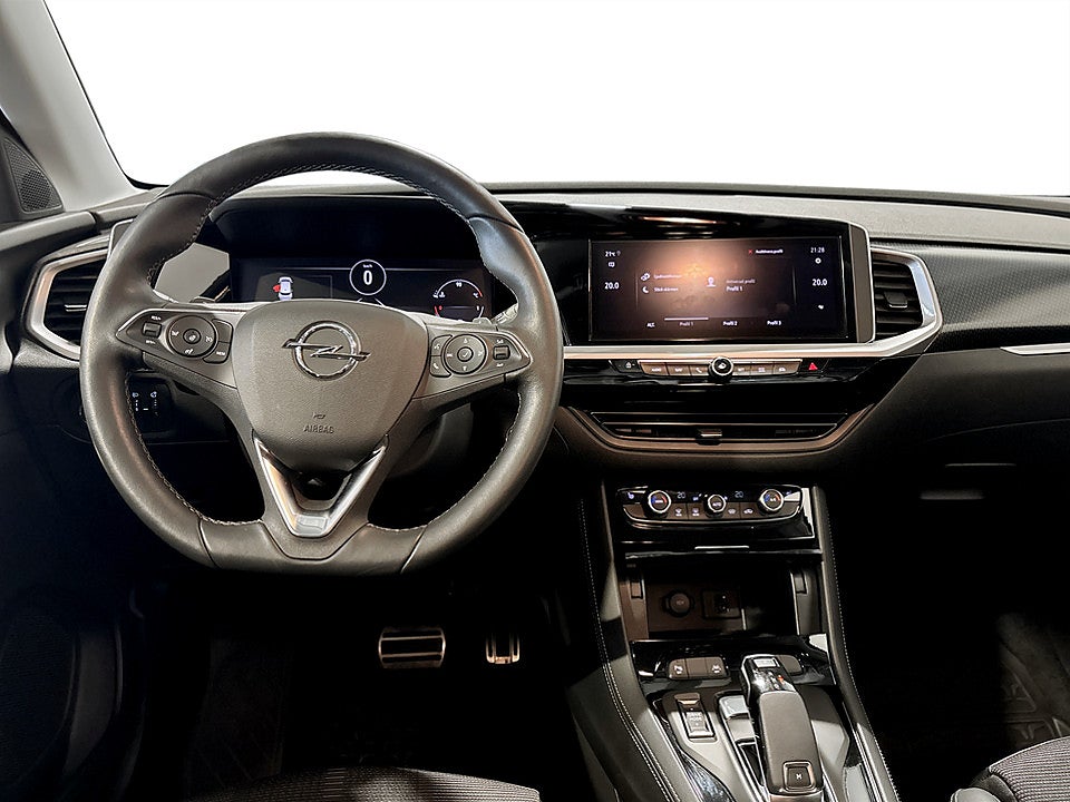 Bild på Opel Grandland GS 1.2 Turbo 130hk Aut  B-KAMERA CARPLAY