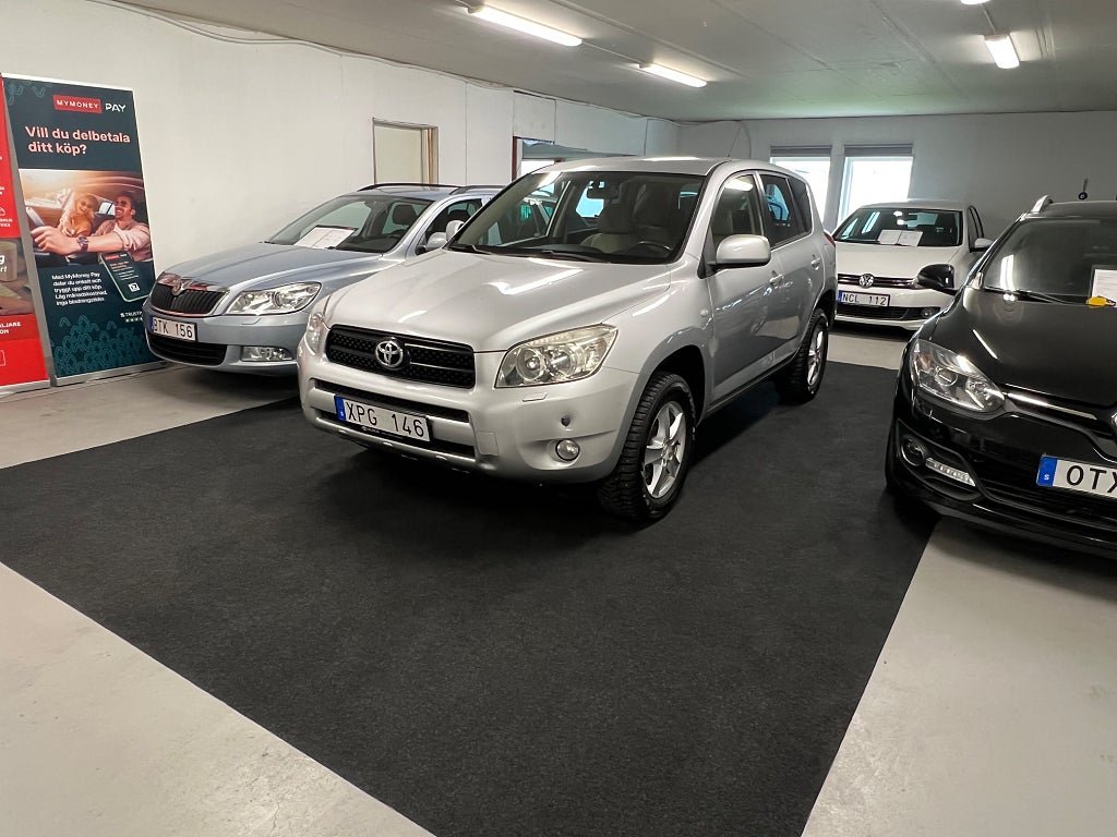 Toyota RAV4 2.0 VVT-i 4x4 Euro 4 Ny servat Automat
