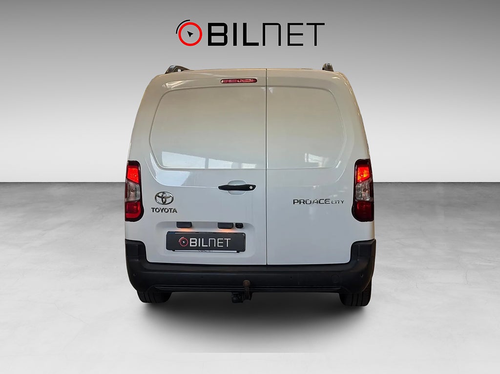 Toyota ProAce City 1.2 Turbo Sv-Såld *3,99%*Kamera Skåpbil Automat