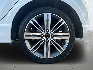 Kia Picanto 1.0 GLS Mvärmare Backkamera Rattvärme Skinn S&V-däck – bild 14