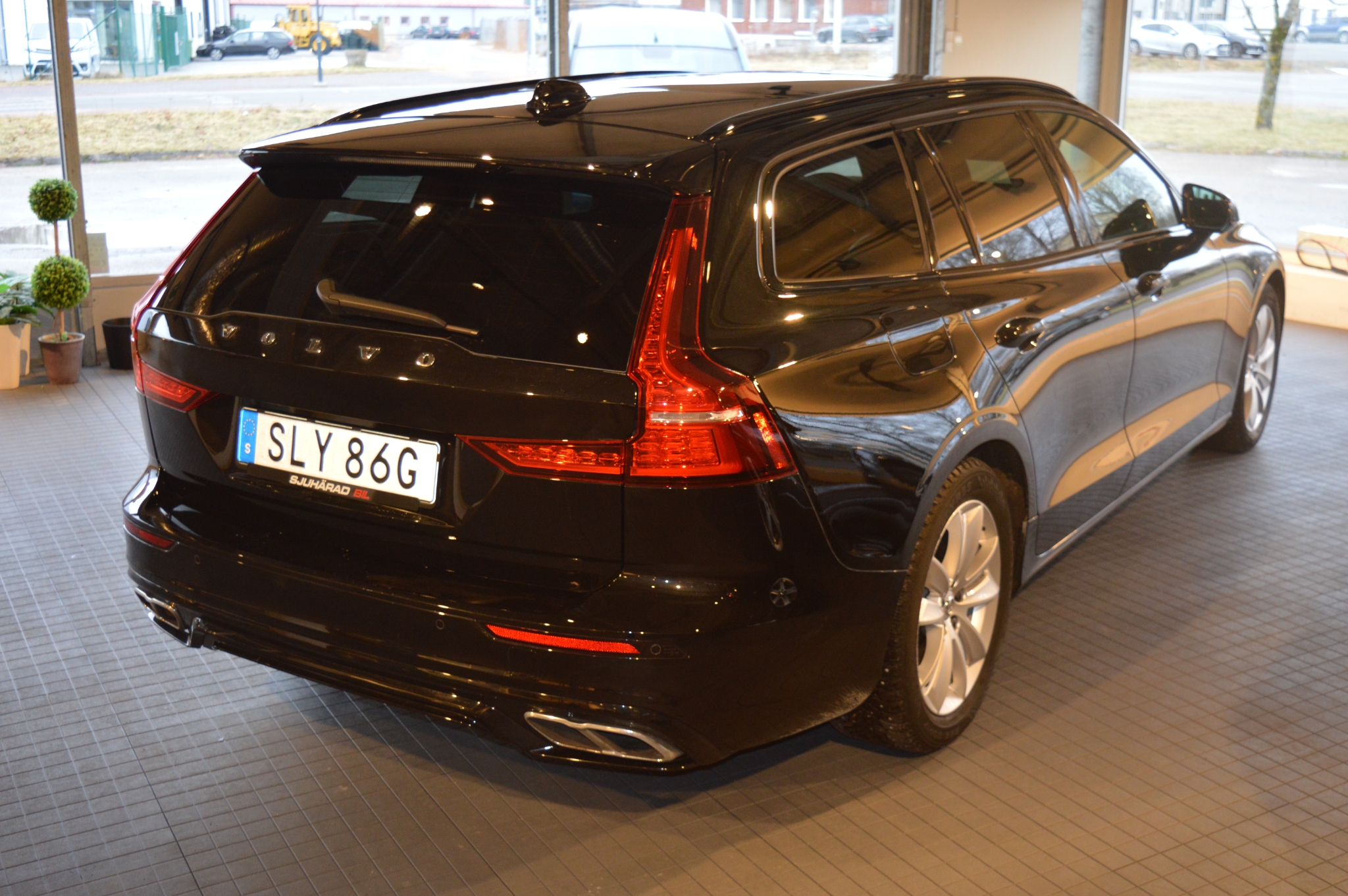 Volvo V60 2019, bild 3/35