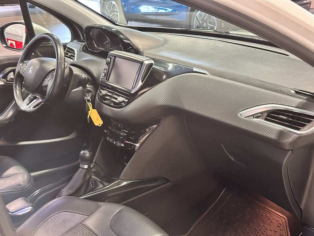 Peugeot 2008 Allure 1.2 PureTech 82hk Euro 6 thumbnail