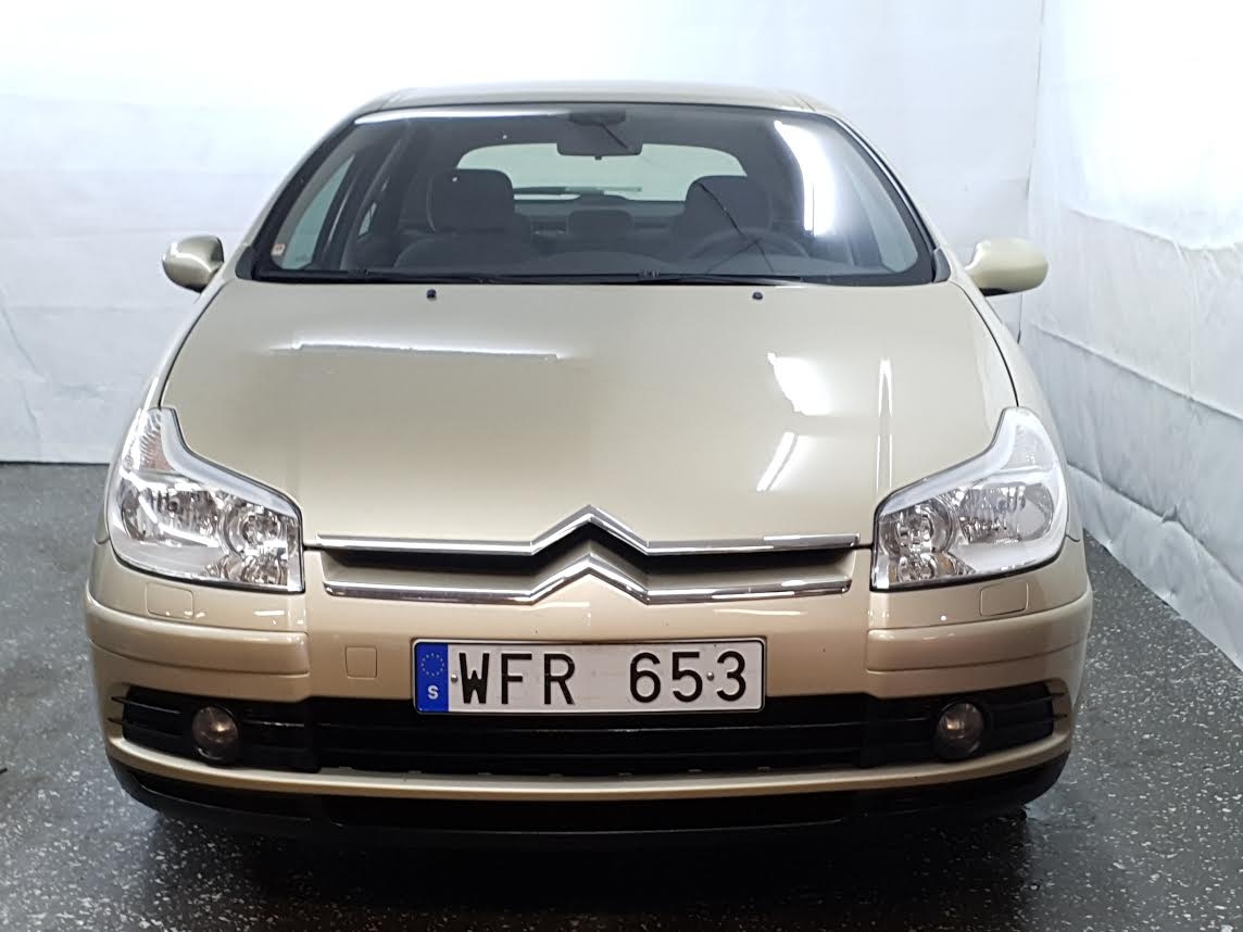 Citroen C5 2.0 140hk En ägare 2005, kuva 2/33