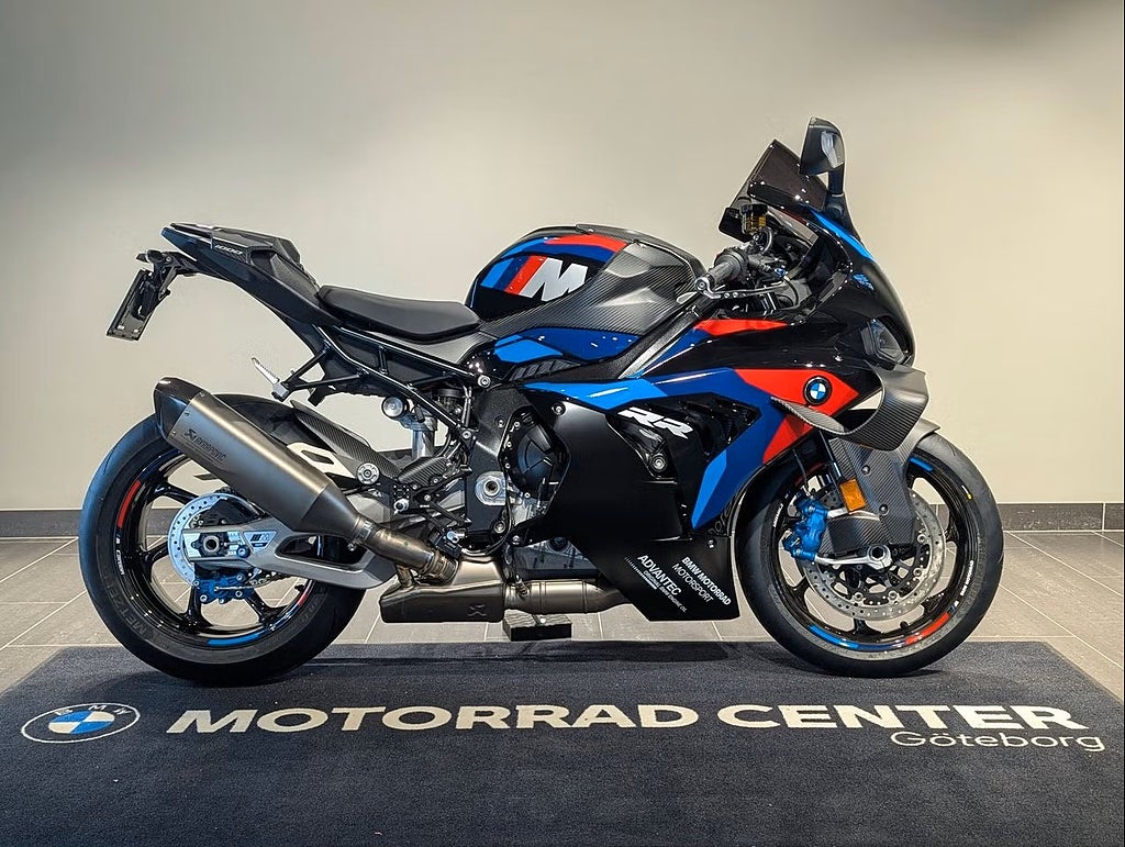 BMW M1000RR