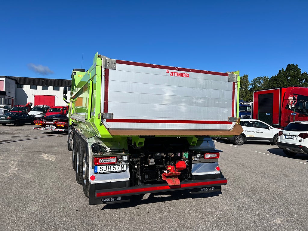 Volvo FH16 550 8x4*4 Tridem Tippbil I-See, Fullutrustad