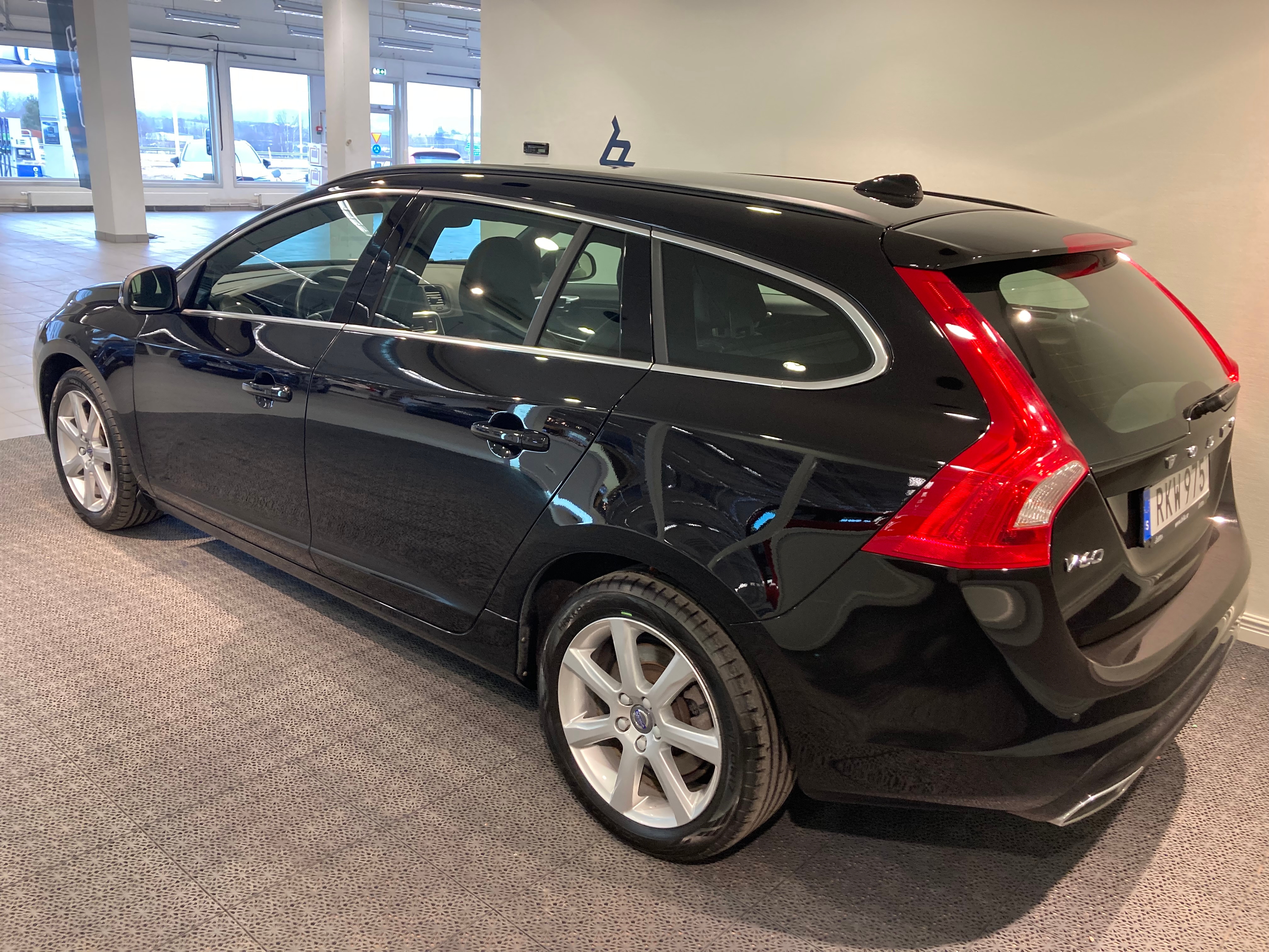Volvo V60, kuva 3/17