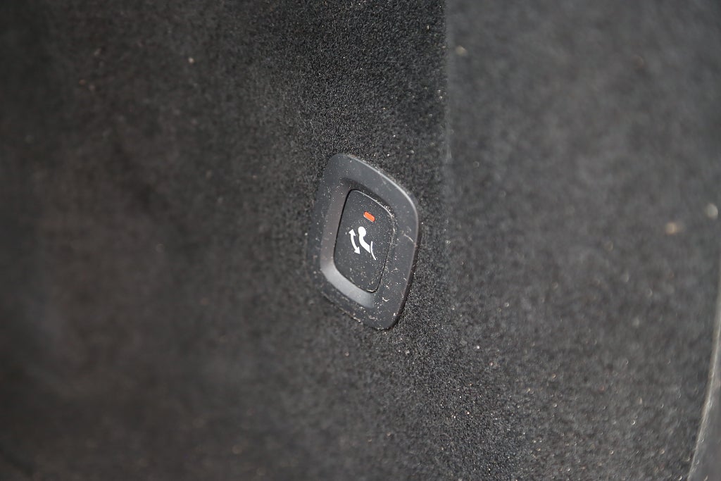 Volvo XC60 Recharge T6 Inscription AWD Pano Skinn Orrefors Drag