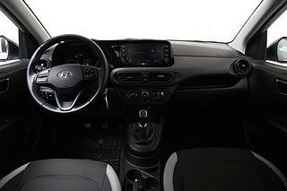 Halvkombi Hyundai i10 15 av 21