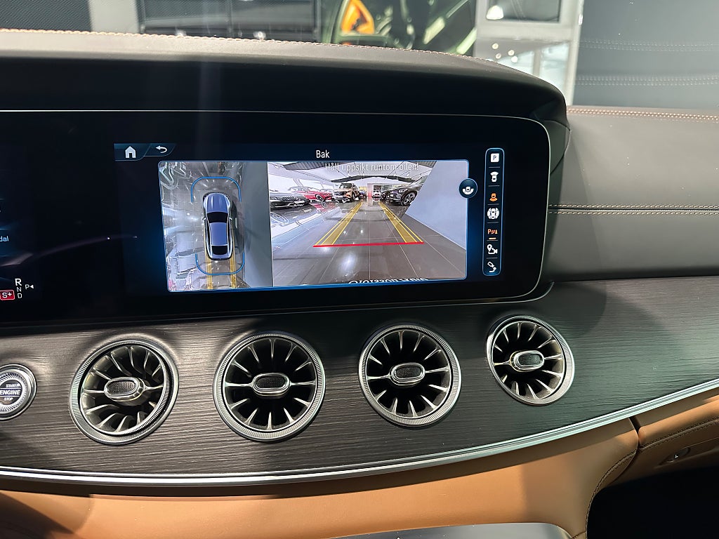 Mercedes-Benz AMG GT 4 43 4MATIC+ Krok Värmare - bild 19