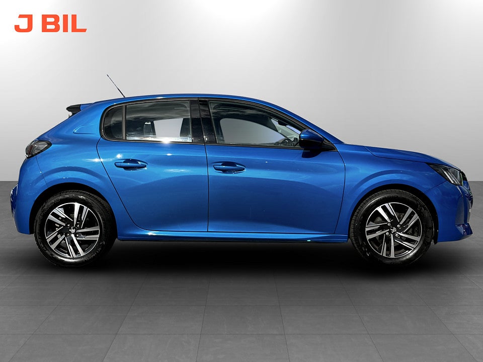 Bild på Peugeot 208 Allure 1.2 PT 100hk Aut PANO CARPLAY