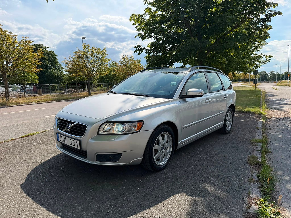 Volvo V50 2.0 D Powershift Momentum Euro 4
