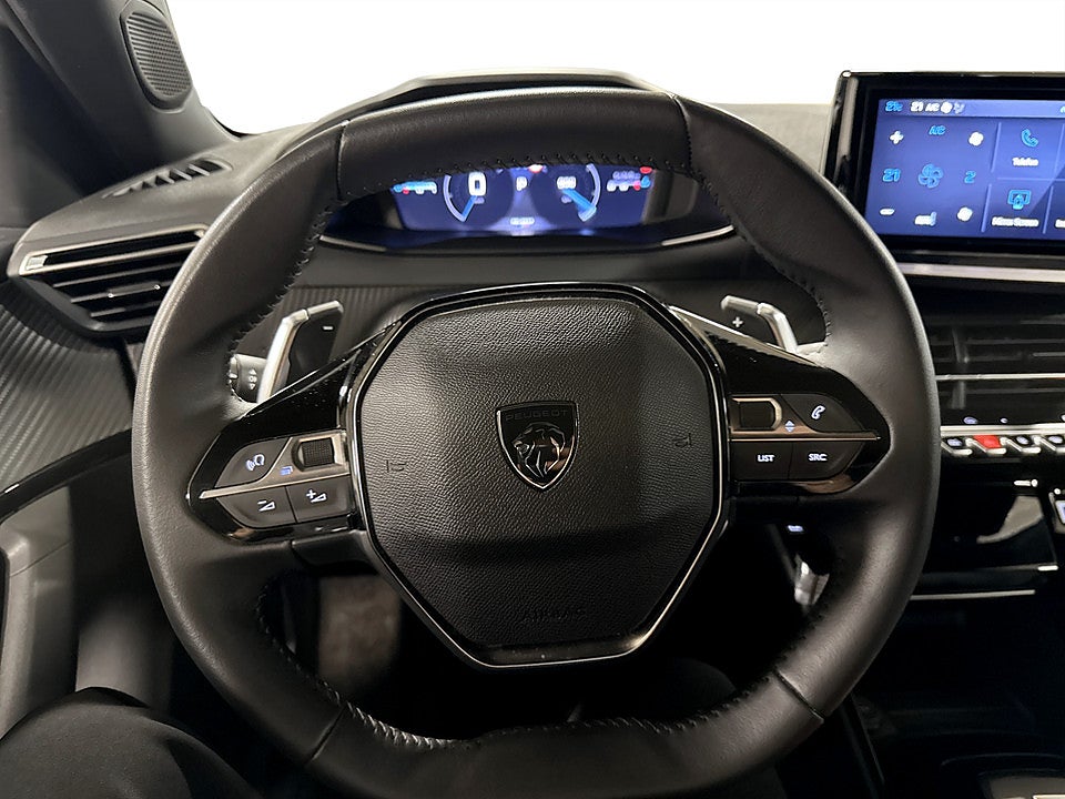 Bild på Peugeot 2008 Allure 1.2 PT 130hk Aut B-KAMERA CARPLAY