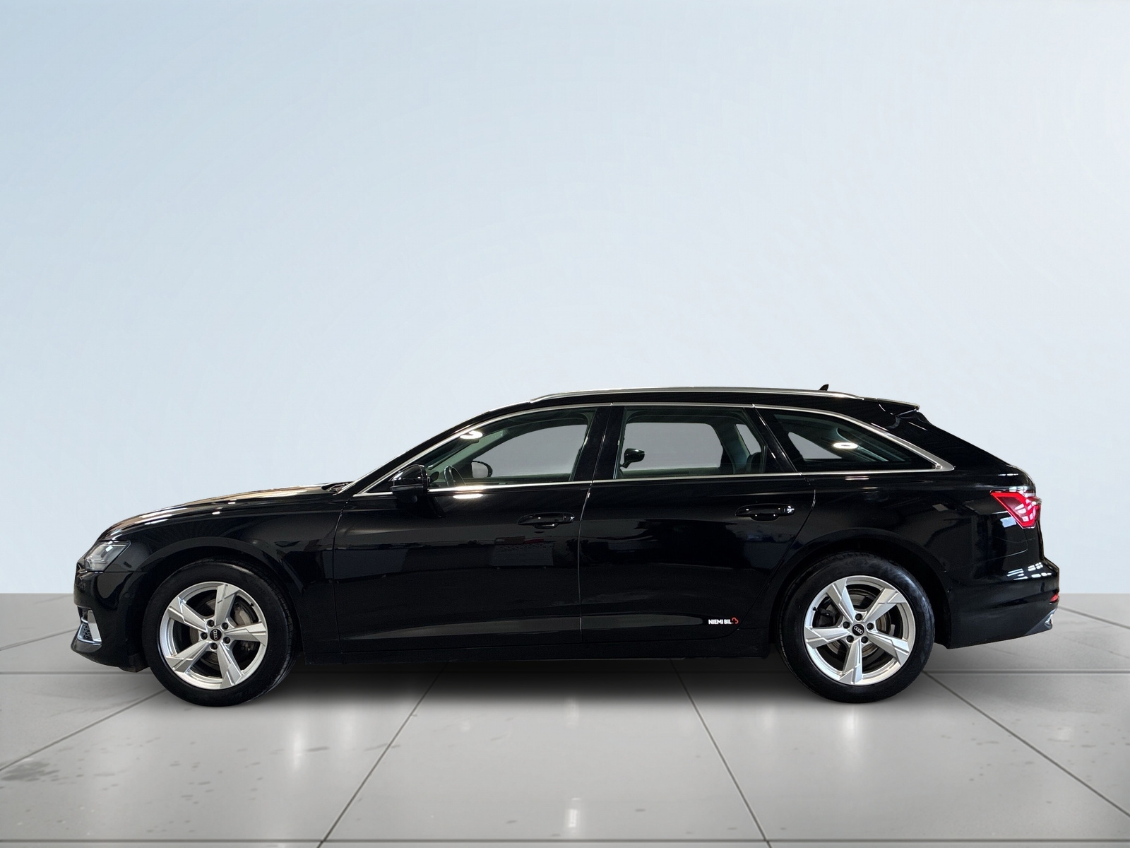 Audi A6 2023, bild 3/10