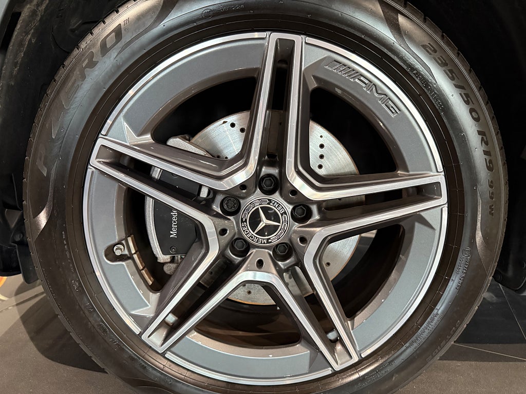 Mercedes-Benz GLB 200 AMG Värmare 7-sits Premium Drag - bild 12