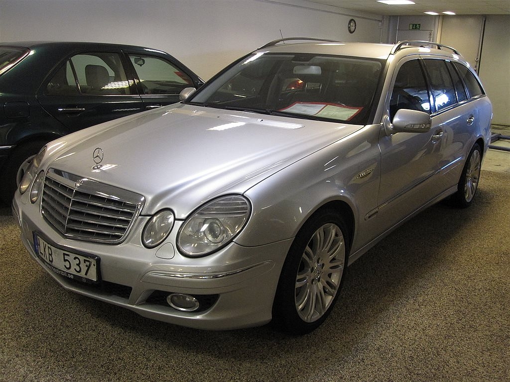 Mercedes-Benz E