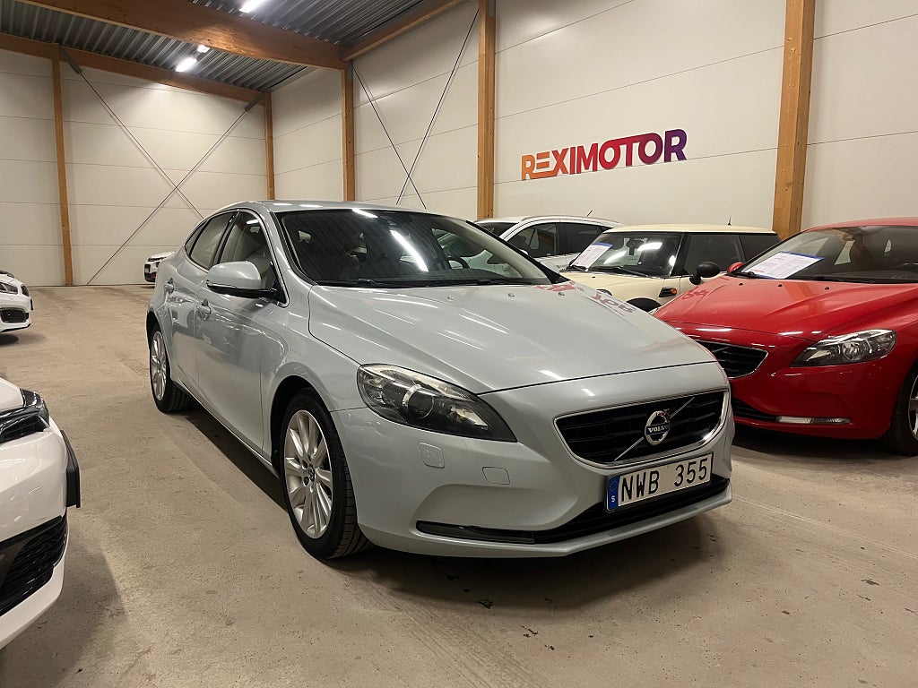 Volvo V40 D3 Momentum Euro 5