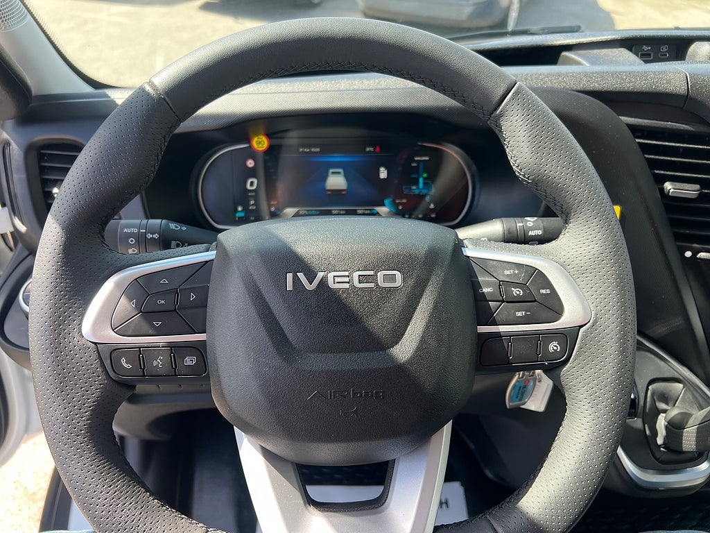 Iveco Daily 72C18 A8 Kranbil Palfinger Kran Fullutrustad