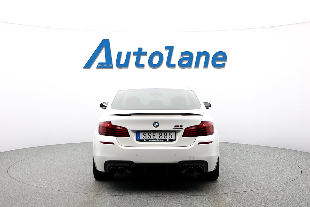 BMW M5 DCT Akrapovic, B&O, HUD, Taklucka Sommarkampanj 4.99%