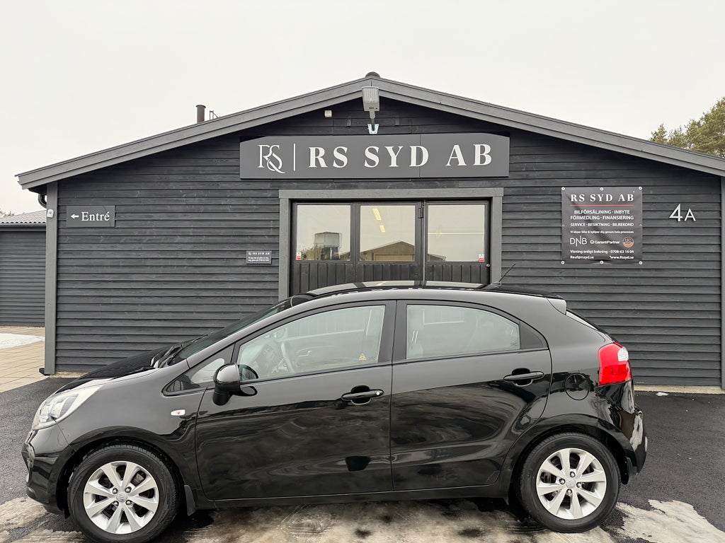 Kia Rio 5-dörrar 1.2 CVVT GLS V-Hjul  Mycket fin !