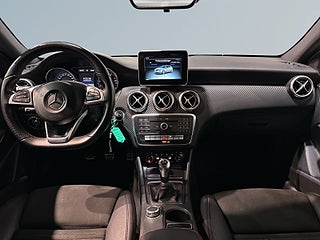 Mercedes-Benz A 180 AMG Line Kamkedja Motorvärmare Psens S/V-hjul – bild 8