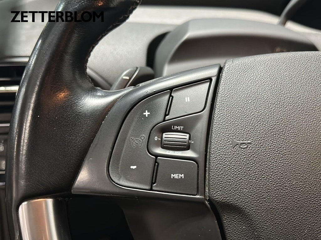 Minibuss Citroën Grand C4 Picasso 16 av 22