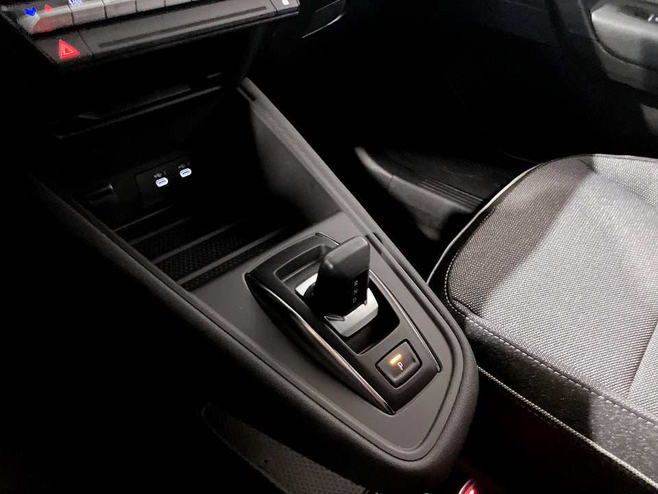 Bild på Renault Captur 1.3 TCe 140hk Aut B-KAMERA CARPLAY RATTVÄRME