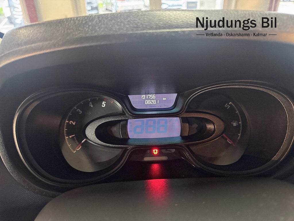 Opel Vivaro 2018 - miniatyr 9