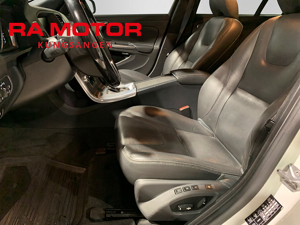 Volvo V60 V60 I D3 | Summum Business Edt | Drag | Läder 2016