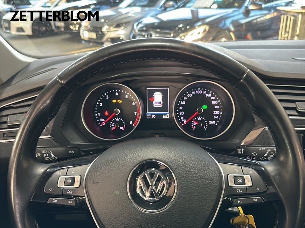 SUV Volkswagen Tiguan 11 av 20