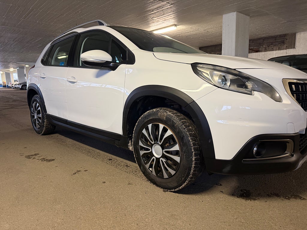 Peugeot 2008 1.2 PureTech 110 EAT Euro 6