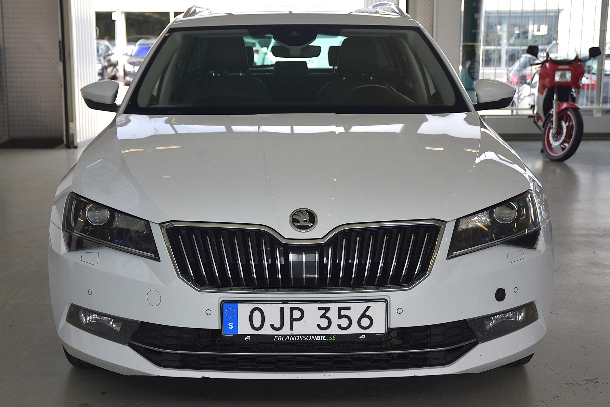 Skoda Superb 2017, bild 2/54