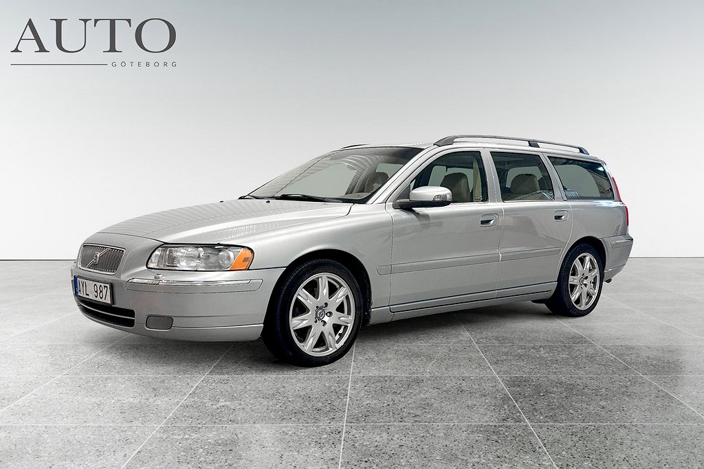 Volvo V70 2.5T 210hk Summum S&V-Hjul Läder El-stolar 