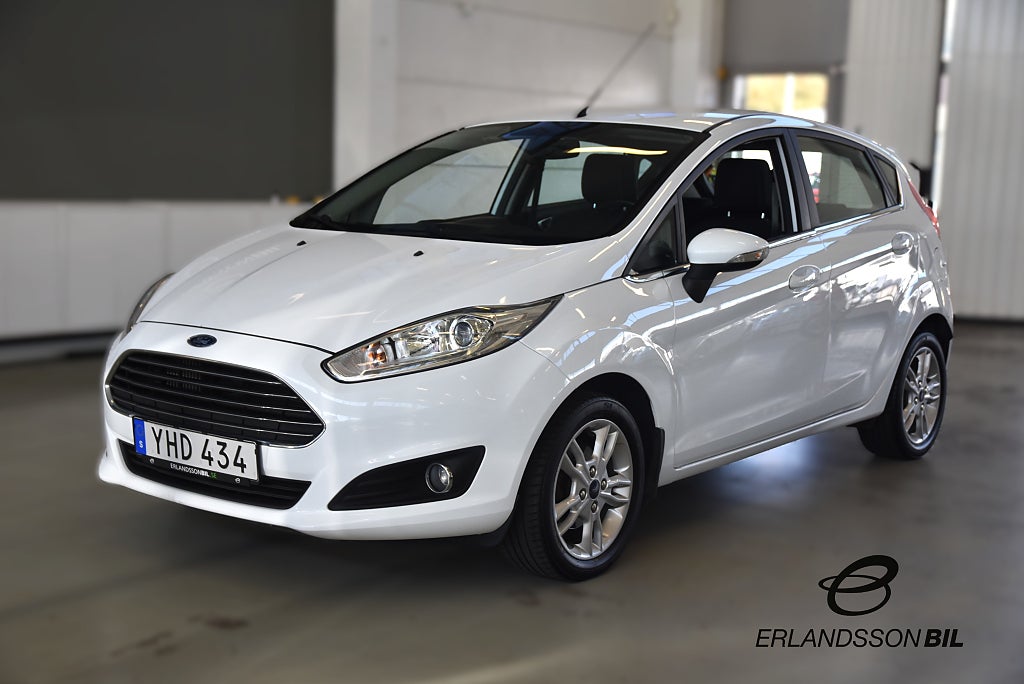 Ford Fiesta 5-dörrar 1.0 EcoBoost Titanium NYBYTT KAMREM NYSERVAD