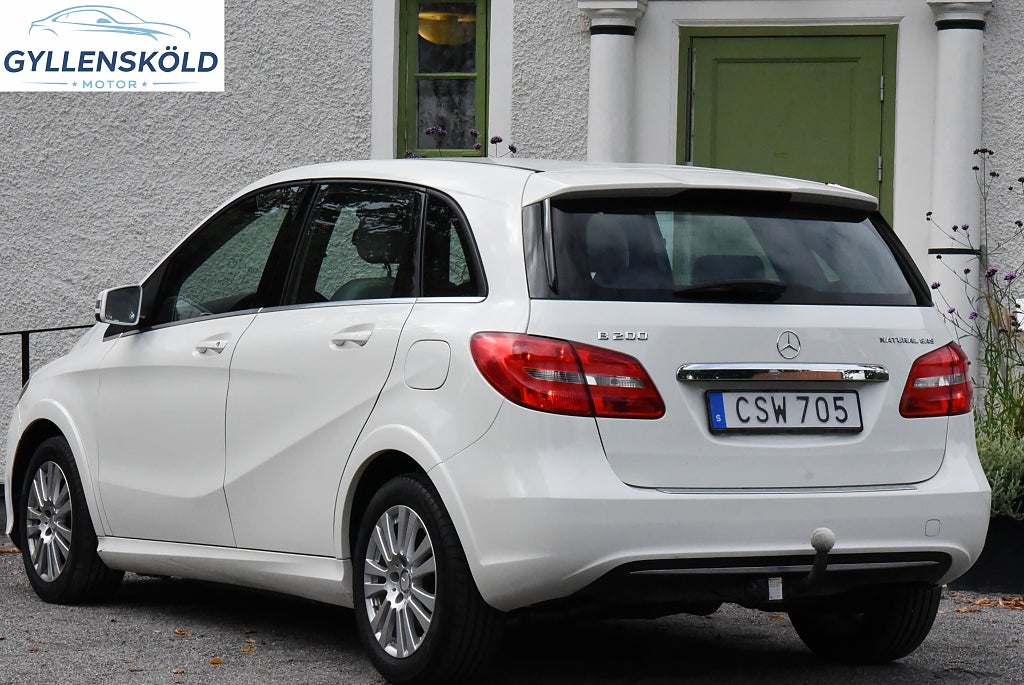 Mercedes-Benz B 200 156hk 7G DCT | Dragkrok Värmare GPS Bluetooth