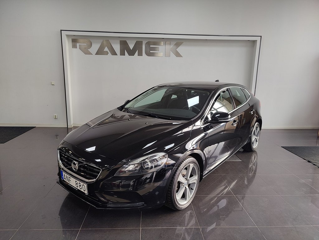 Volvo V40 T2 Momentum Euro 5