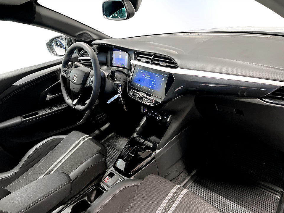 Bild på Opel Corsa GS 1.2 Turbo 100hk Aut CARPLAY P-SENSORER