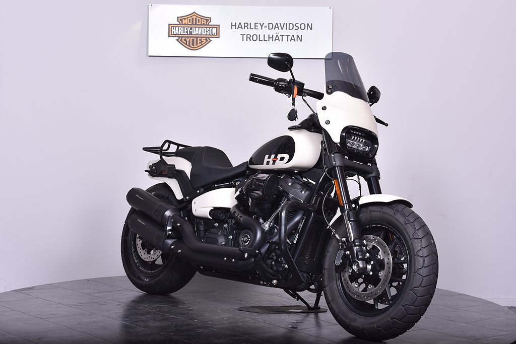 Harley-Davidson FAT BOB 114 Clubstyle  / Kolla utrustning!!!