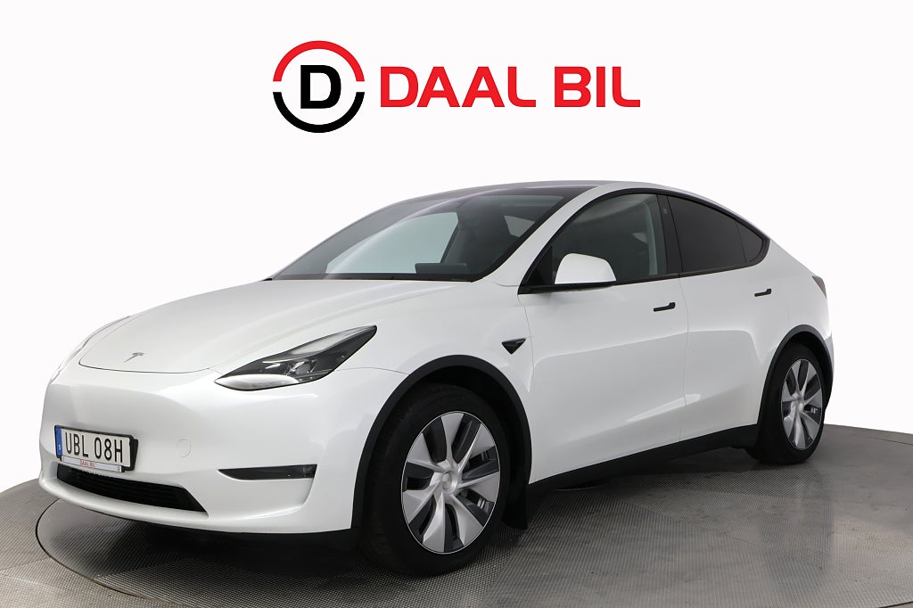 Tesla Model Y LONG RANGE AWD 514HK PREMIUM PANO VÄRMARE DRAG B-KAMERA