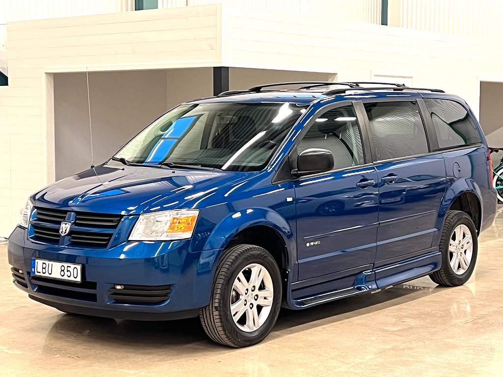 Dodge Grand Caravan 3.3 V6 Handikappanpassad 9000mil Automat