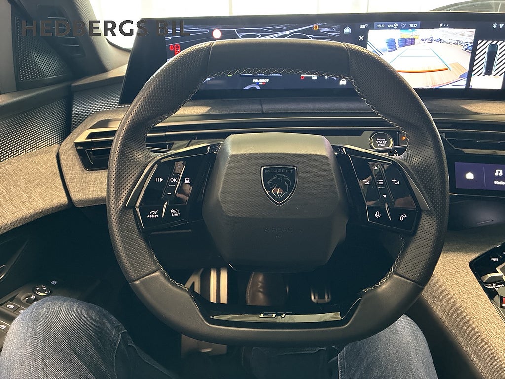Peugeot 5008  GT HYBRID 145HK thumbnail