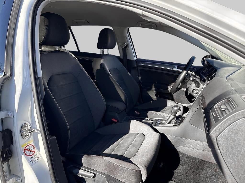 Volkswagen Golf Alltrack 2020 - miniatyr 6